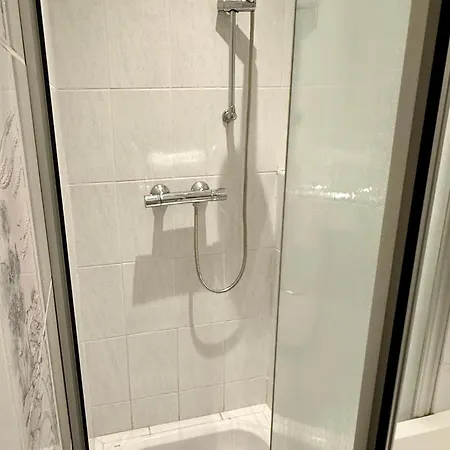 L'Harmattan Studio T1 Premium Dans Residence Privee Avec Patio A Proximite Apartment
